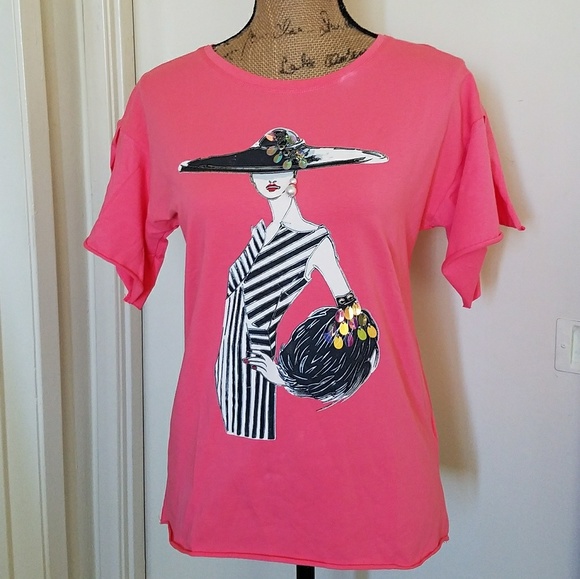 Boutique Tops - Chic woman spangle embellished coral top•Sm